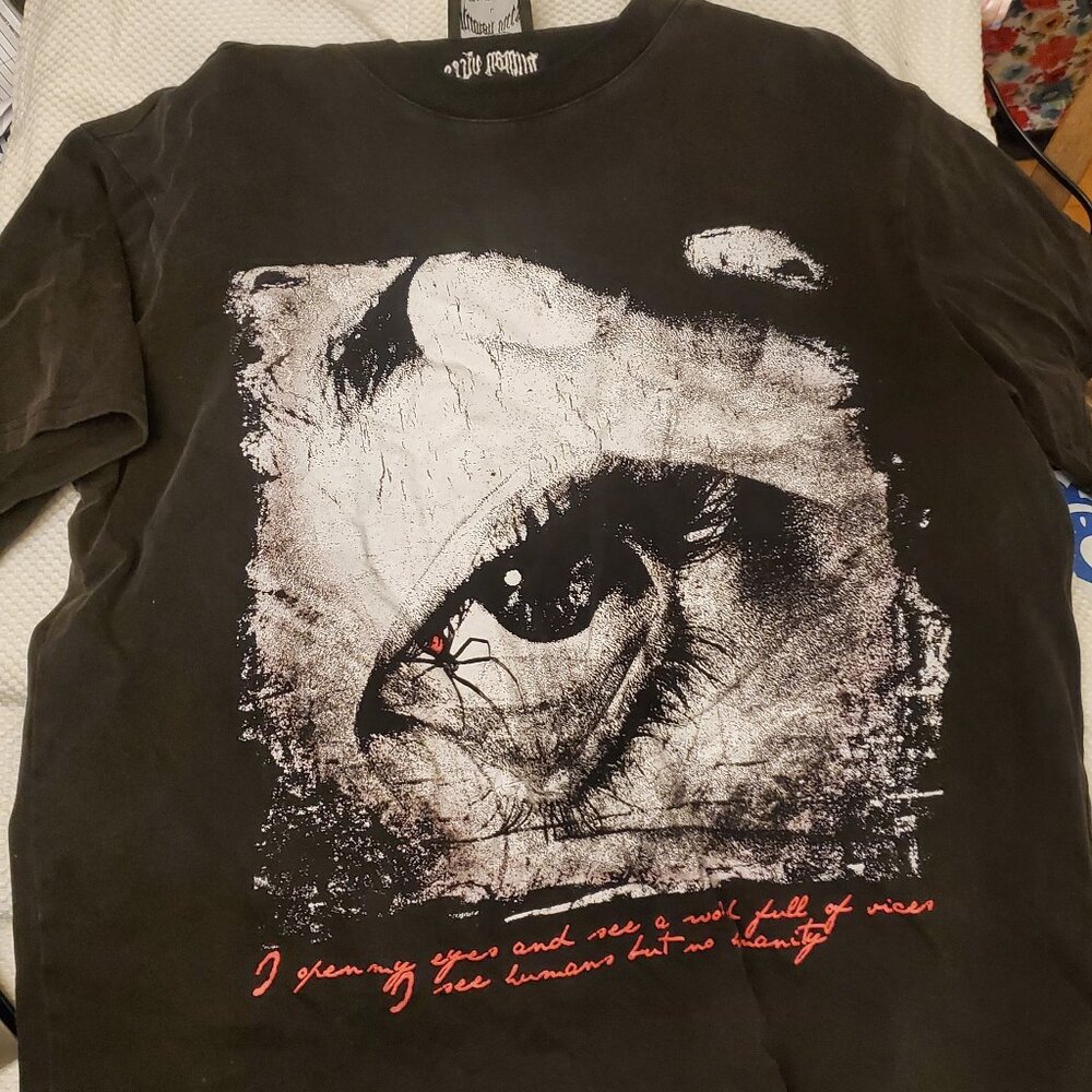***SOLD***Human Vices Graphic Tee Large Black Spider Eye Shirt